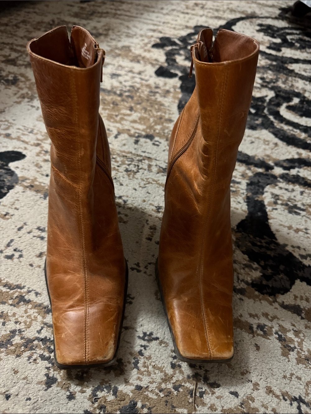 Steve Madden ventage Cognac Leather Square-Toe Heeled Ankle Boots